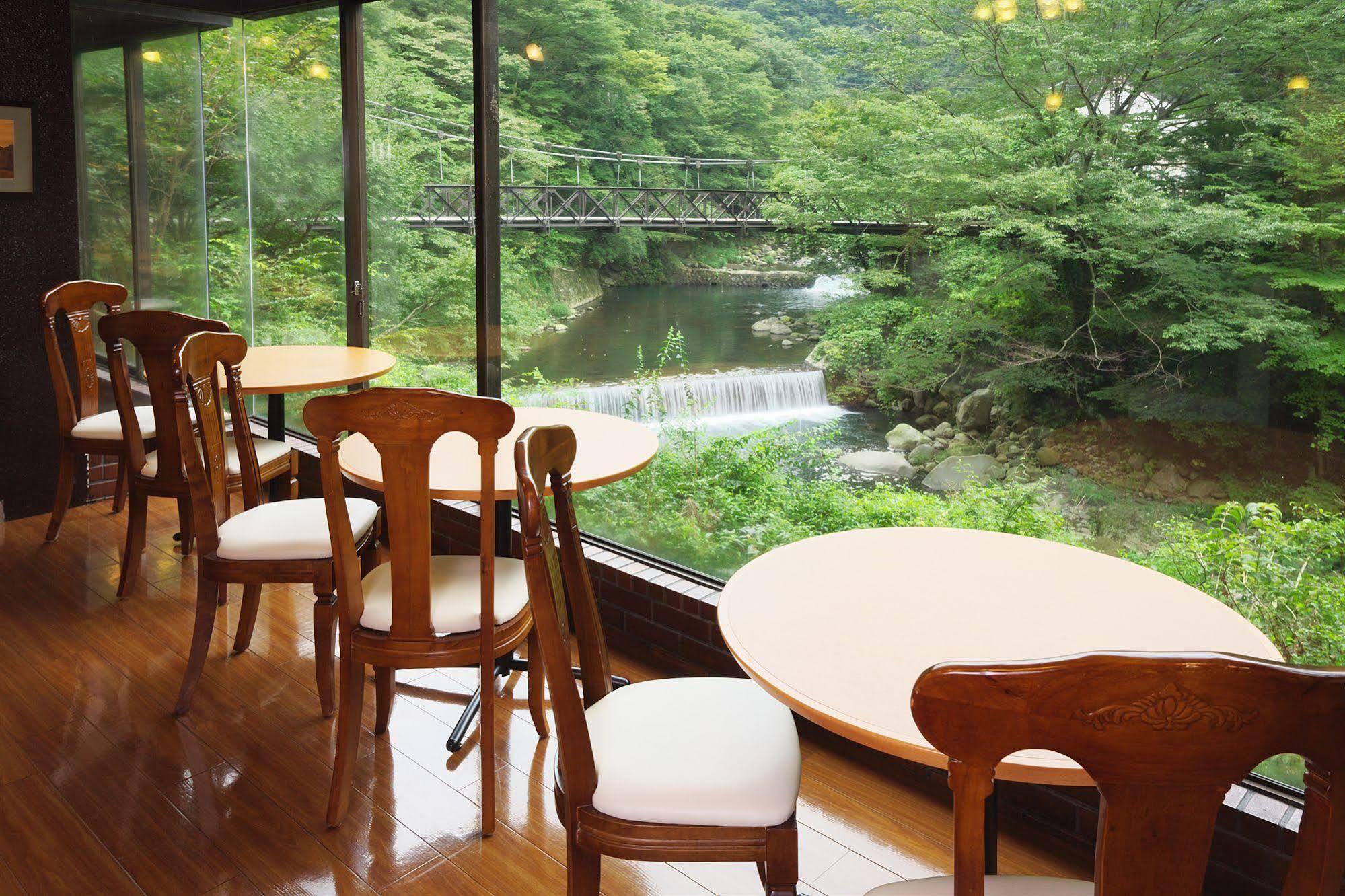 Tonosawa Quatre Saisons Hotel Hakone Exterior foto